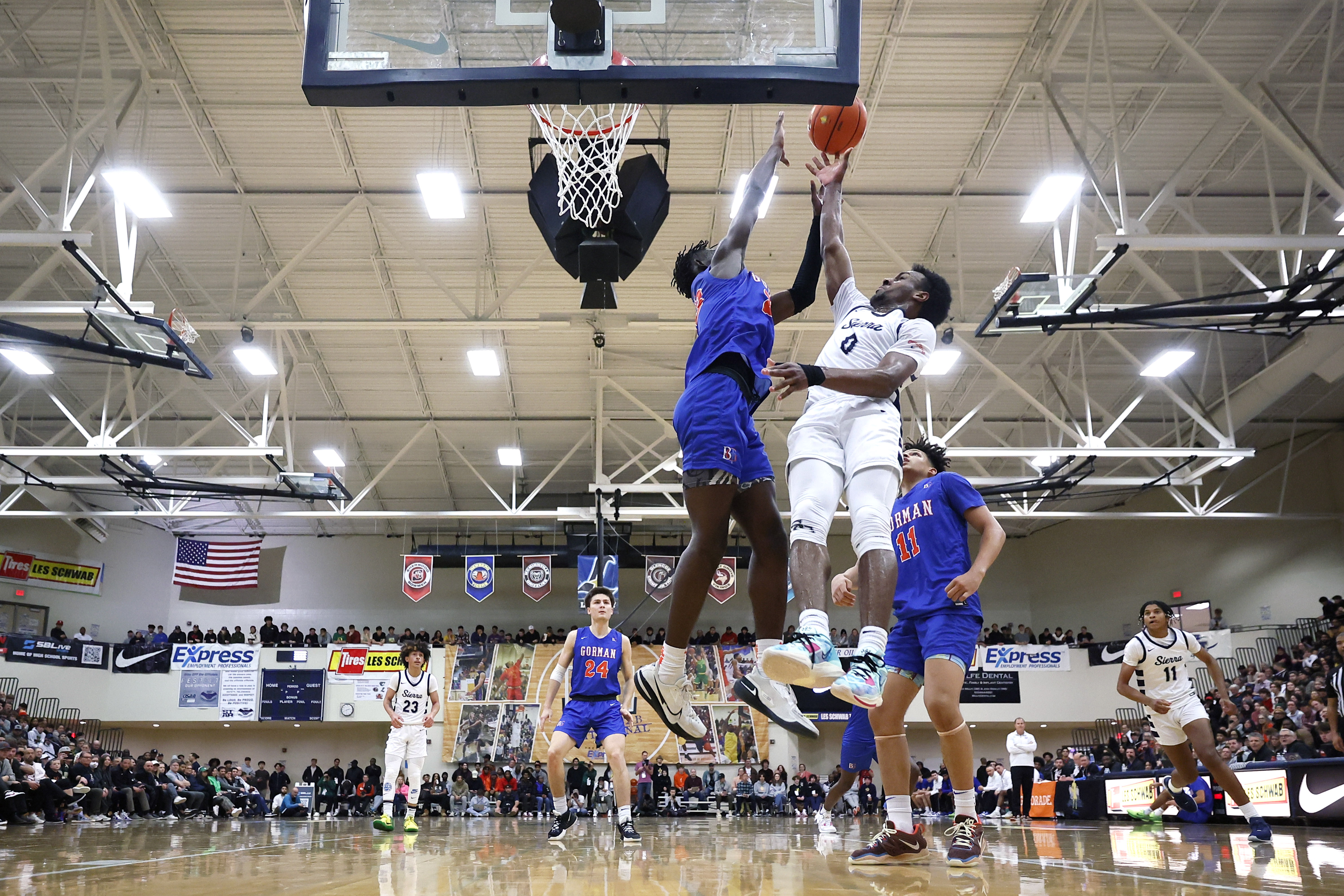 Sierra Canyon Bishop Gorman Les Schwab Invitational Soobum Im 99
